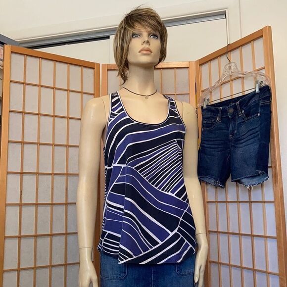 3/$20 Banana Republic Fancy Tank silk/cotton - Picture 2 of 8